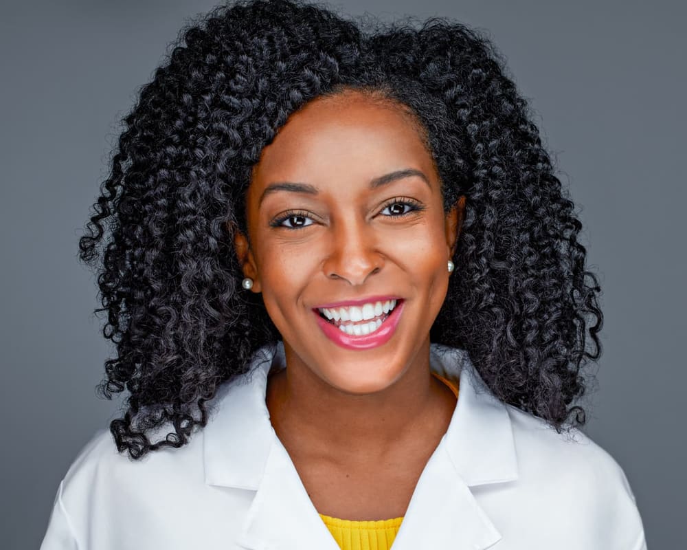 Professional Headshot Woman Grey Background - Philadelphia Photographer