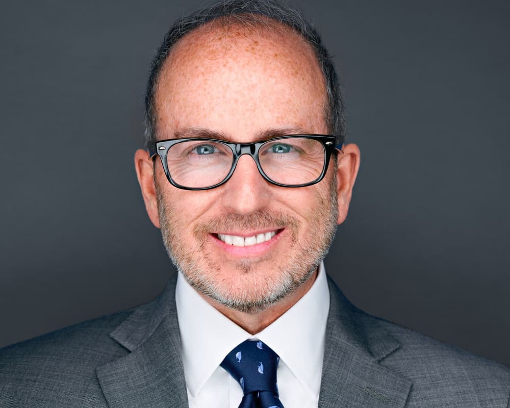 Professional Headshot Man Grey Background - Philadelphia Photographer
